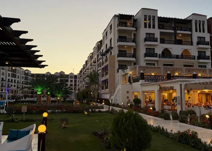 Apartment In Gravity & Aquapark *
